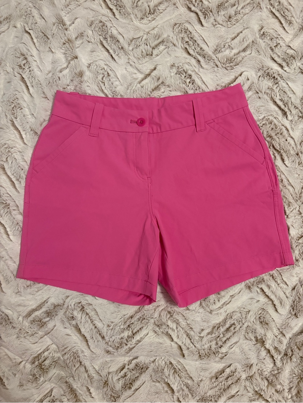 Vineyard Vines Hot Pink Women's Bermuda Shorts 5”
